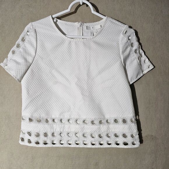 Coquette White Crop Top Womens Size Small Cut out CIrcles Preppy Chic Workwear - Picture 1 of 13